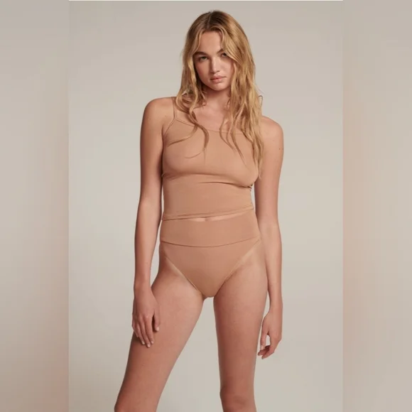 2pcs SKIMS SLEEP BRIEF/ CAMEL/4X/NWT - Picture 2 of 15